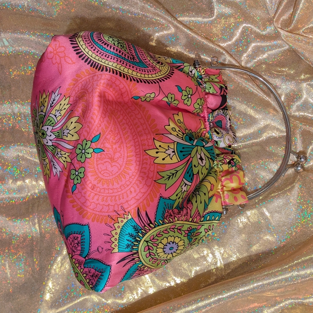 FORNASH Colorful Spring print Purse - Picture 6 of 14